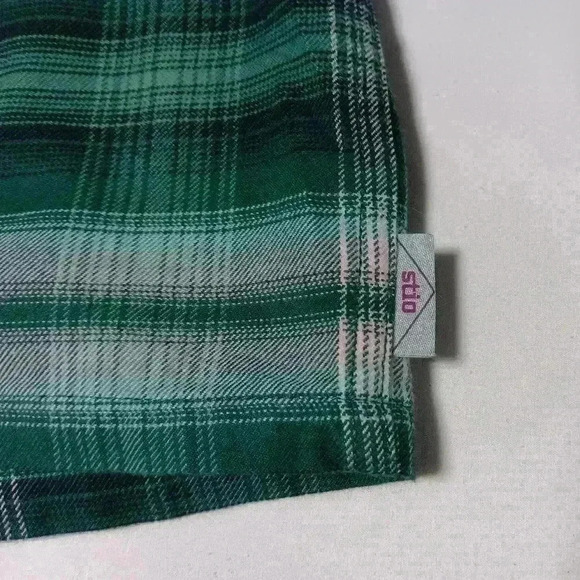 COPY - Stio Bevel Flannel button up Ladies Size M - Picture 3 of 9
